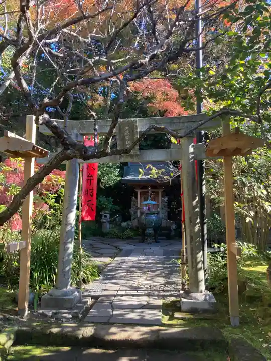 杉本寺の末社・摂社