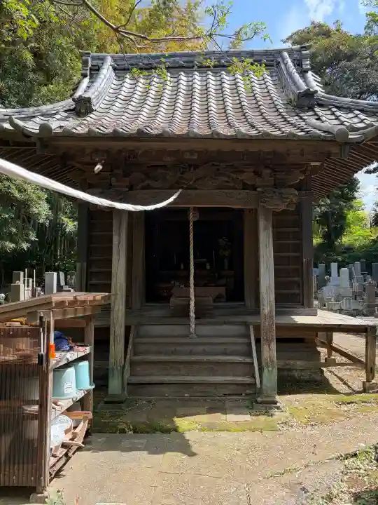 真福寺の{uncategorized: "未分類", other: "その他", undefined: "問題あり", building: "その他建物", grave: "お墓", sacred_gate: "鳥居", guardian: "狛犬", statue: "像", buddha: "仏像", history: "歴史", nature: "自然", garden: "庭園", animal: "動物", pagoda: "塔", temizu: "手水舎", mountain_gate: "山門・神門", sanctuary: "本殿・本堂", subordinate: "末社・摂社", art: "芸術", scenery: "景色", jizo: "地蔵", ema: "絵馬", goshuin: "御朱印", omikuji: "おみくじ", items: "授与品その他", amulet: "お守り", goshuincho: "御朱印帳", eats: "食事", festival: "お祭り", votive_dance: "神楽", shichigosan: "七五三参", wedding: "結婚式", experience: "体験その他", initially: "初詣", around: "周辺", anti_infection: "感染症対策"}