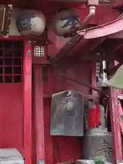 一本槍稲荷神社の建物その他