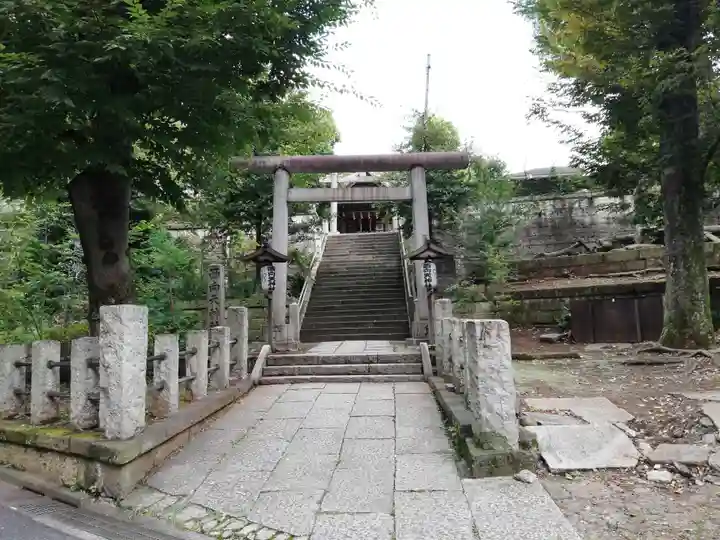 西向天神社の鳥居