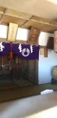 小泉神社の本殿・本堂