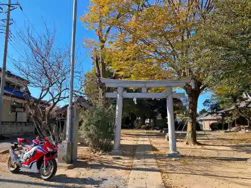 今城青坂稲実池上神社の鳥居