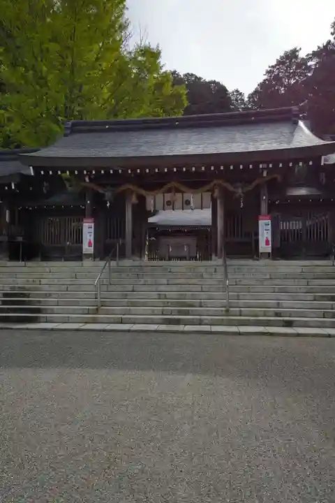 飛驒一宮水無神社の山門・神門