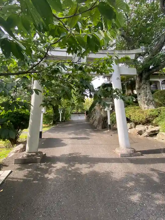 宗教法人小嶺宮地嶽神社の鳥居