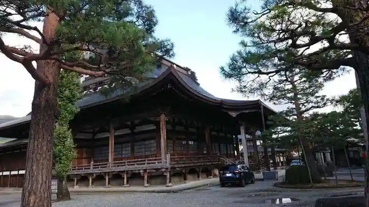 本光寺(岐阜県)