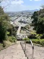 須賀神社の{uncategorized: "未分類", other: "その他", undefined: "問題あり", building: "その他建物", grave: "お墓", sacred_gate: "鳥居", guardian: "狛犬", statue: "像", buddha: "仏像", history: "歴史", nature: "自然", garden: "庭園", animal: "動物", pagoda: "塔", temizu: "手水舎", mountain_gate: "山門・神門", sanctuary: "本殿・本堂", subordinate: "末社・摂社", art: "芸術", scenery: "景色", jizo: "地蔵", ema: "絵馬", goshuin: "御朱印", omikuji: "おみくじ", items: "授与品その他", amulet: "お守り", goshuincho: "御朱印帳", eats: "食事", festival: "お祭り", votive_dance: "神楽", shichigosan: "七五三参", wedding: "結婚式", experience: "体験その他", initially: "初詣", around: "周辺", anti_infection: "感染症対策"}