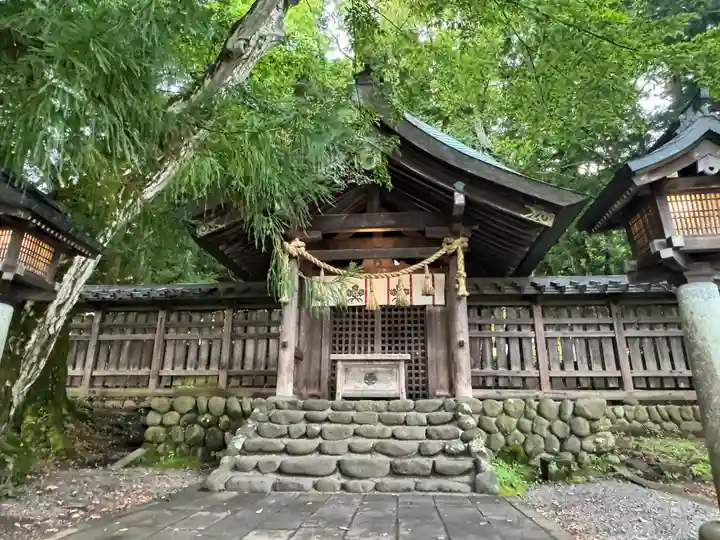 諏訪大社上社前宮(長野県)