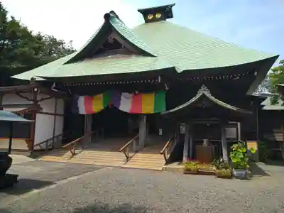 弘明寺の本殿・本堂