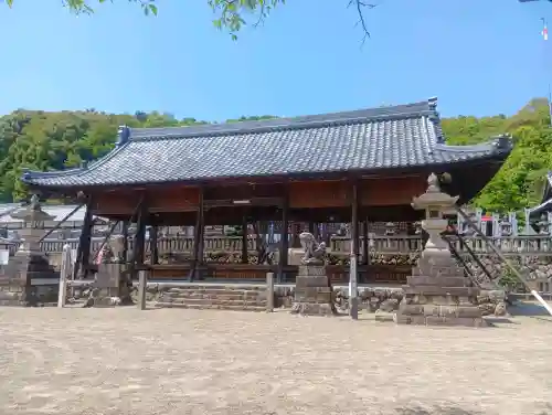 加佐美神社の{uncategorized: "未分類", other: "その他", undefined: "問題あり", building: "その他建物", grave: "お墓", sacred_gate: "鳥居", guardian: "狛犬", statue: "像", buddha: "仏像", history: "歴史", nature: "自然", garden: "庭園", animal: "動物", pagoda: "塔", temizu: "手水舎", mountain_gate: "山門・神門", sanctuary: "本殿・本堂", subordinate: "末社・摂社", art: "芸術", scenery: "景色", jizo: "地蔵", ema: "絵馬", goshuin: "御朱印", omikuji: "おみくじ", items: "授与品その他", amulet: "お守り", goshuincho: "御朱印帳", eats: "食事", festival: "お祭り", votive_dance: "神楽", shichigosan: "七五三参", wedding: "結婚式", experience: "体験その他", initially: "初詣", around: "周辺", anti_infection: "感染症対策"}