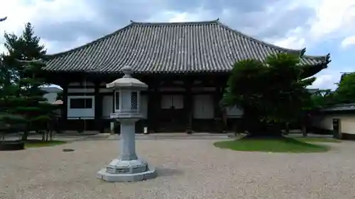 法華寺の本殿・本堂