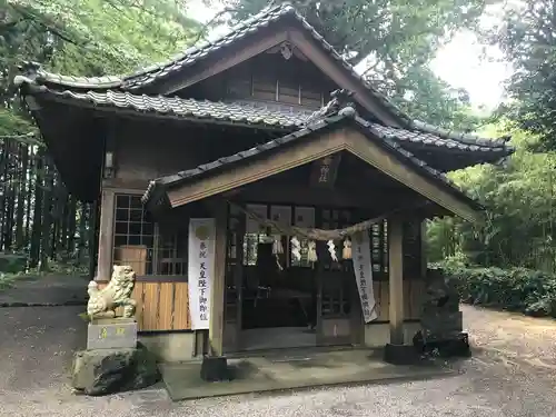 乙姫神社の本殿