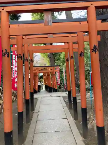 花園稲荷神社の鳥居