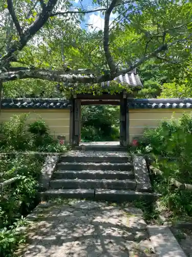 浄瑠璃寺の{uncategorized: "未分類", other: "その他", undefined: "問題あり", building: "その他建物", grave: "お墓", sacred_gate: "鳥居", guardian: "狛犬", statue: "像", buddha: "仏像", history: "歴史", nature: "自然", garden: "庭園", animal: "動物", pagoda: "塔", temizu: "手水舎", mountain_gate: "山門・神門", sanctuary: "本殿・本堂", subordinate: "末社・摂社", art: "芸術", scenery: "景色", jizo: "地蔵", ema: "絵馬", goshuin: "御朱印", omikuji: "おみくじ", items: "授与品その他", amulet: "お守り", goshuincho: "御朱印帳", eats: "食事", festival: "お祭り", votive_dance: "神楽", shichigosan: "七五三参", wedding: "結婚式", experience: "体験その他", initially: "初詣", around: "周辺", anti_infection: "感染症対策"}