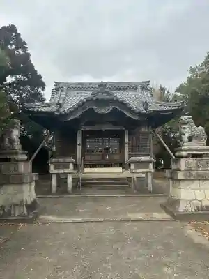 白鬚神社の{uncategorized: "未分類", other: "その他", undefined: "問題あり", building: "その他建物", grave: "お墓", sacred_gate: "鳥居", guardian: "狛犬", statue: "像", buddha: "仏像", history: "歴史", nature: "自然", garden: "庭園", animal: "動物", pagoda: "塔", temizu: "手水舎", mountain_gate: "山門・神門", sanctuary: "本殿・本堂", subordinate: "末社・摂社", art: "芸術", scenery: "景色", jizo: "地蔵", ema: "絵馬", goshuin: "御朱印", omikuji: "おみくじ", items: "授与品その他", amulet: "お守り", goshuincho: "御朱印帳", eats: "食事", festival: "お祭り", votive_dance: "神楽", shichigosan: "七五三参", wedding: "結婚式", experience: "体験その他", initially: "初詣", around: "周辺", anti_infection: "感染症対策"}