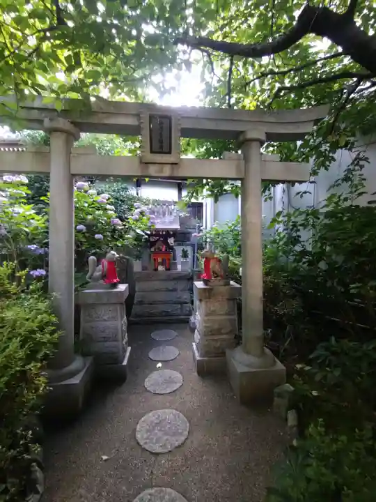 弘明寺稲荷大明神(神奈川県)