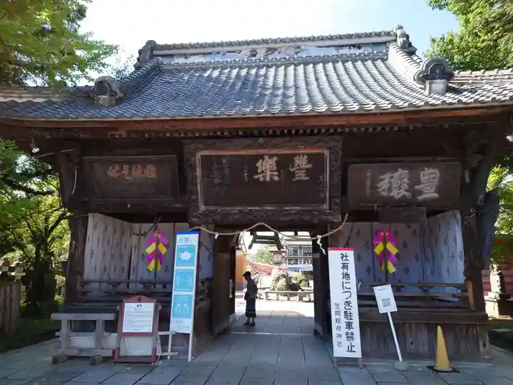 笠間稲荷神社の山門・神門