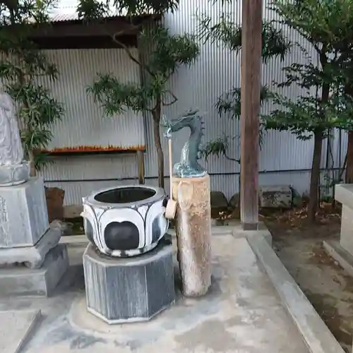 明善寺の手水舎