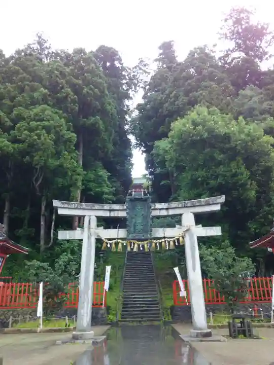 志波彦神社・鹽竈神社の鳥居