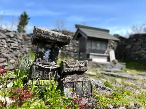 山家神社奥宮の末社