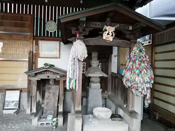 戸越地蔵尊の塔