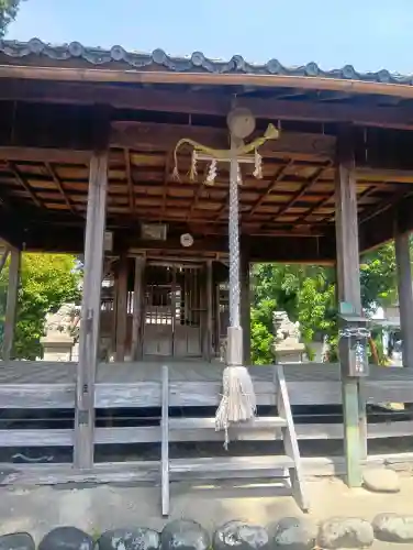 貴船神社の{uncategorized: "未分類", other: "その他", undefined: "問題あり", building: "その他建物", grave: "お墓", sacred_gate: "鳥居", guardian: "狛犬", statue: "像", buddha: "仏像", history: "歴史", nature: "自然", garden: "庭園", animal: "動物", pagoda: "塔", temizu: "手水舎", mountain_gate: "山門・神門", sanctuary: "本殿・本堂", subordinate: "末社・摂社", art: "芸術", scenery: "景色", jizo: "地蔵", ema: "絵馬", goshuin: "御朱印", omikuji: "おみくじ", items: "授与品その他", amulet: "お守り", goshuincho: "御朱印帳", eats: "食事", festival: "お祭り", votive_dance: "神楽", shichigosan: "七五三参", wedding: "結婚式", experience: "体験その他", initially: "初詣", around: "周辺", anti_infection: "感染症対策"}