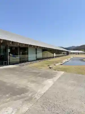 佐多六神社の{uncategorized: "未分類", other: "その他", undefined: "問題あり", building: "その他建物", grave: "お墓", sacred_gate: "鳥居", guardian: "狛犬", statue: "像", buddha: "仏像", history: "歴史", nature: "自然", garden: "庭園", animal: "動物", pagoda: "塔", temizu: "手水舎", mountain_gate: "山門・神門", sanctuary: "本殿・本堂", subordinate: "末社・摂社", art: "芸術", scenery: "景色", jizo: "地蔵", ema: "絵馬", goshuin: "御朱印", omikuji: "おみくじ", items: "授与品その他", amulet: "お守り", goshuincho: "御朱印帳", eats: "食事", festival: "お祭り", votive_dance: "神楽", shichigosan: "七五三参", wedding: "結婚式", experience: "体験その他", initially: "初詣", around: "周辺", anti_infection: "感染症対策"}