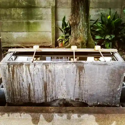 幸稲荷神社の手水舎