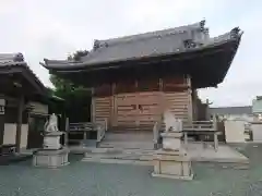 神明社の本殿