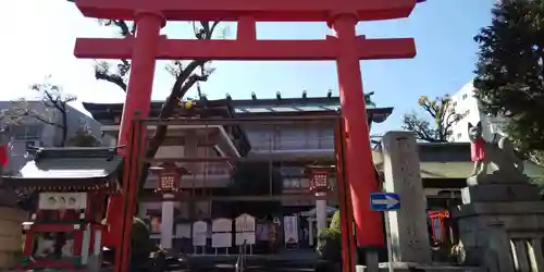 京濱伏見稲荷神社の鳥居