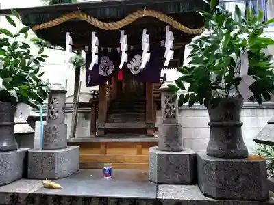 新世界稲荷神社の本殿・本堂
