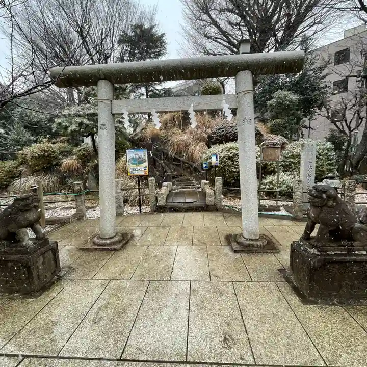 鳩森八幡神社(東京都)