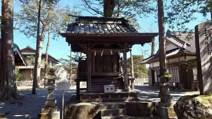 淺間神社(忍野八海)の末社・摂社