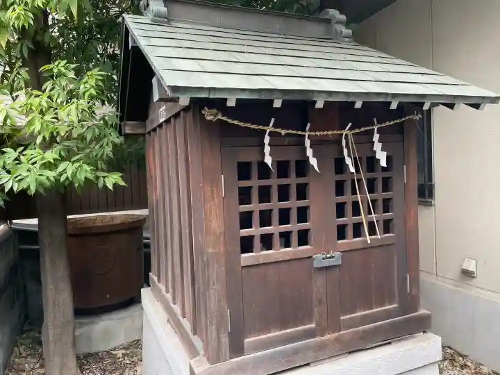 幸久稲荷神社(御穂鹿嶋神社境外社)の{uncategorized: "未分類", other: "その他", undefined: "問題あり", building: "その他建物", grave: "お墓", sacred_gate: "鳥居", guardian: "狛犬", statue: "像", buddha: "仏像", history: "歴史", nature: "自然", garden: "庭園", animal: "動物", pagoda: "塔", temizu: "手水舎", mountain_gate: "山門・神門", sanctuary: "本殿・本堂", subordinate: "末社・摂社", art: "芸術", scenery: "景色", jizo: "地蔵", ema: "絵馬", goshuin: "御朱印", omikuji: "おみくじ", items: "授与品その他", amulet: "お守り", goshuincho: "御朱印帳", eats: "食事", festival: "お祭り", votive_dance: "神楽", shichigosan: "七五三参", wedding: "結婚式", experience: "体験その他", initially: "初詣", around: "周辺", anti_infection: "感染症対策"}