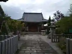 観音寺の本殿