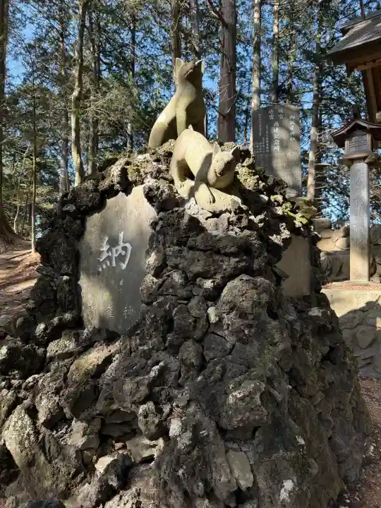 三峯神社の{uncategorized: "未分類", other: "その他", undefined: "問題あり", building: "その他建物", grave: "お墓", sacred_gate: "鳥居", guardian: "狛犬", statue: "像", buddha: "仏像", history: "歴史", nature: "自然", garden: "庭園", animal: "動物", pagoda: "塔", temizu: "手水舎", mountain_gate: "山門・神門", sanctuary: "本殿・本堂", subordinate: "末社・摂社", art: "芸術", scenery: "景色", jizo: "地蔵", ema: "絵馬", goshuin: "御朱印", omikuji: "おみくじ", items: "授与品その他", amulet: "お守り", goshuincho: "御朱印帳", eats: "食事", festival: "お祭り", votive_dance: "神楽", shichigosan: "七五三参", wedding: "結婚式", experience: "体験その他", initially: "初詣", around: "周辺", anti_infection: "感染症対策"}