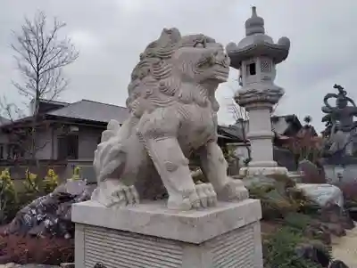 是字寺龍海院の狛犬