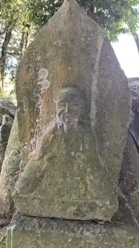 白山社（羽黒南郷）の像