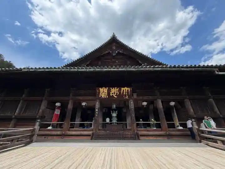 長谷寺の{uncategorized: "未分類", other: "その他", undefined: "問題あり", building: "その他建物", grave: "お墓", sacred_gate: "鳥居", guardian: "狛犬", statue: "像", buddha: "仏像", history: "歴史", nature: "自然", garden: "庭園", animal: "動物", pagoda: "塔", temizu: "手水舎", mountain_gate: "山門・神門", sanctuary: "本殿・本堂", subordinate: "末社・摂社", art: "芸術", scenery: "景色", jizo: "地蔵", ema: "絵馬", goshuin: "御朱印", omikuji: "おみくじ", items: "授与品その他", amulet: "お守り", goshuincho: "御朱印帳", eats: "食事", festival: "お祭り", votive_dance: "神楽", shichigosan: "七五三参", wedding: "結婚式", experience: "体験その他", initially: "初詣", around: "周辺", anti_infection: "感染症対策"}