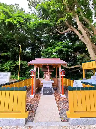 掘出神社の末社