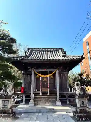 住吉社の{uncategorized: "未分類", other: "その他", undefined: "問題あり", building: "その他建物", grave: "お墓", sacred_gate: "鳥居", guardian: "狛犬", statue: "像", buddha: "仏像", history: "歴史", nature: "自然", garden: "庭園", animal: "動物", pagoda: "塔", temizu: "手水舎", mountain_gate: "山門・神門", sanctuary: "本殿・本堂", subordinate: "末社・摂社", art: "芸術", scenery: "景色", jizo: "地蔵", ema: "絵馬", goshuin: "御朱印", omikuji: "おみくじ", items: "授与品その他", amulet: "お守り", goshuincho: "御朱印帳", eats: "食事", festival: "お祭り", votive_dance: "神楽", shichigosan: "七五三参", wedding: "結婚式", experience: "体験その他", initially: "初詣", around: "周辺", anti_infection: "感染症対策"}