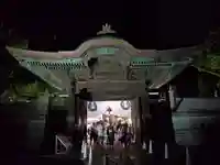 豊川閣 妙厳寺の山門・神門