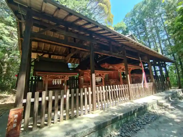 霊山寺の{uncategorized: "未分類", other: "その他", undefined: "問題あり", building: "その他建物", grave: "お墓", sacred_gate: "鳥居", guardian: "狛犬", statue: "像", buddha: "仏像", history: "歴史", nature: "自然", garden: "庭園", animal: "動物", pagoda: "塔", temizu: "手水舎", mountain_gate: "山門・神門", sanctuary: "本殿・本堂", subordinate: "末社・摂社", art: "芸術", scenery: "景色", jizo: "地蔵", ema: "絵馬", goshuin: "御朱印", omikuji: "おみくじ", items: "授与品その他", amulet: "お守り", goshuincho: "御朱印帳", eats: "食事", festival: "お祭り", votive_dance: "神楽", shichigosan: "七五三参", wedding: "結婚式", experience: "体験その他", initially: "初詣", around: "周辺", anti_infection: "感染症対策"}
