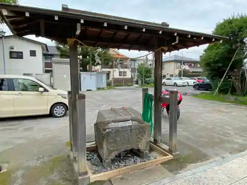 鵜ノ木八幡神社の手水舎