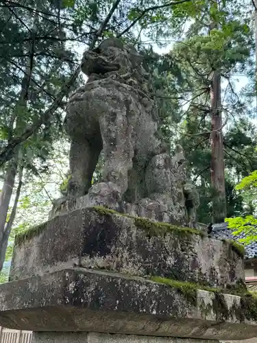 雄山神社中宮祈願殿(富山県)