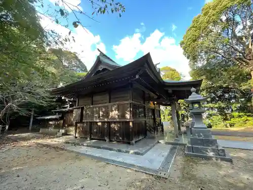 八剱神社の本殿