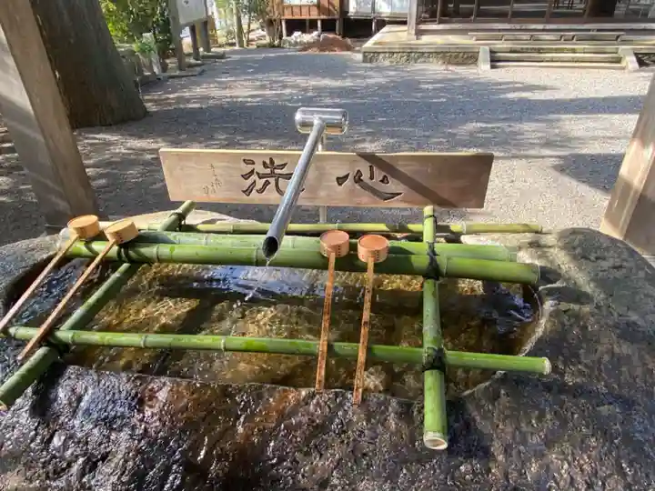 金剱宮の手水舎