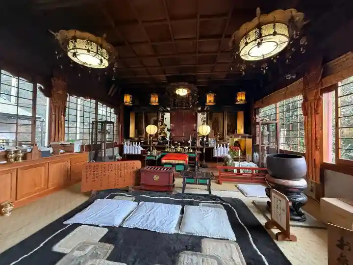 宝山寺の{uncategorized: "未分類", other: "その他", undefined: "問題あり", building: "その他建物", grave: "お墓", sacred_gate: "鳥居", guardian: "狛犬", statue: "像", buddha: "仏像", history: "歴史", nature: "自然", garden: "庭園", animal: "動物", pagoda: "塔", temizu: "手水舎", mountain_gate: "山門・神門", sanctuary: "本殿・本堂", subordinate: "末社・摂社", art: "芸術", scenery: "景色", jizo: "地蔵", ema: "絵馬", goshuin: "御朱印", omikuji: "おみくじ", items: "授与品その他", amulet: "お守り", goshuincho: "御朱印帳", eats: "食事", festival: "お祭り", votive_dance: "神楽", shichigosan: "七五三参", wedding: "結婚式", experience: "体験その他", initially: "初詣", around: "周辺", anti_infection: "感染症対策"}