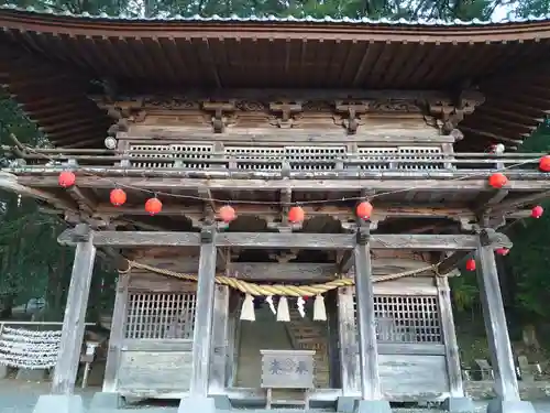 武田八幡宮の山門