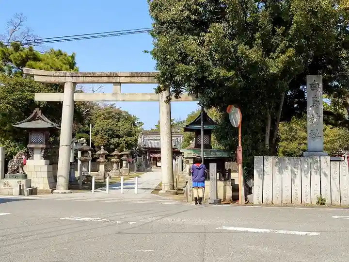 白鳥神社の鳥居