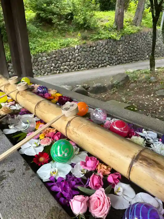 群馬県護国神社の手水舎